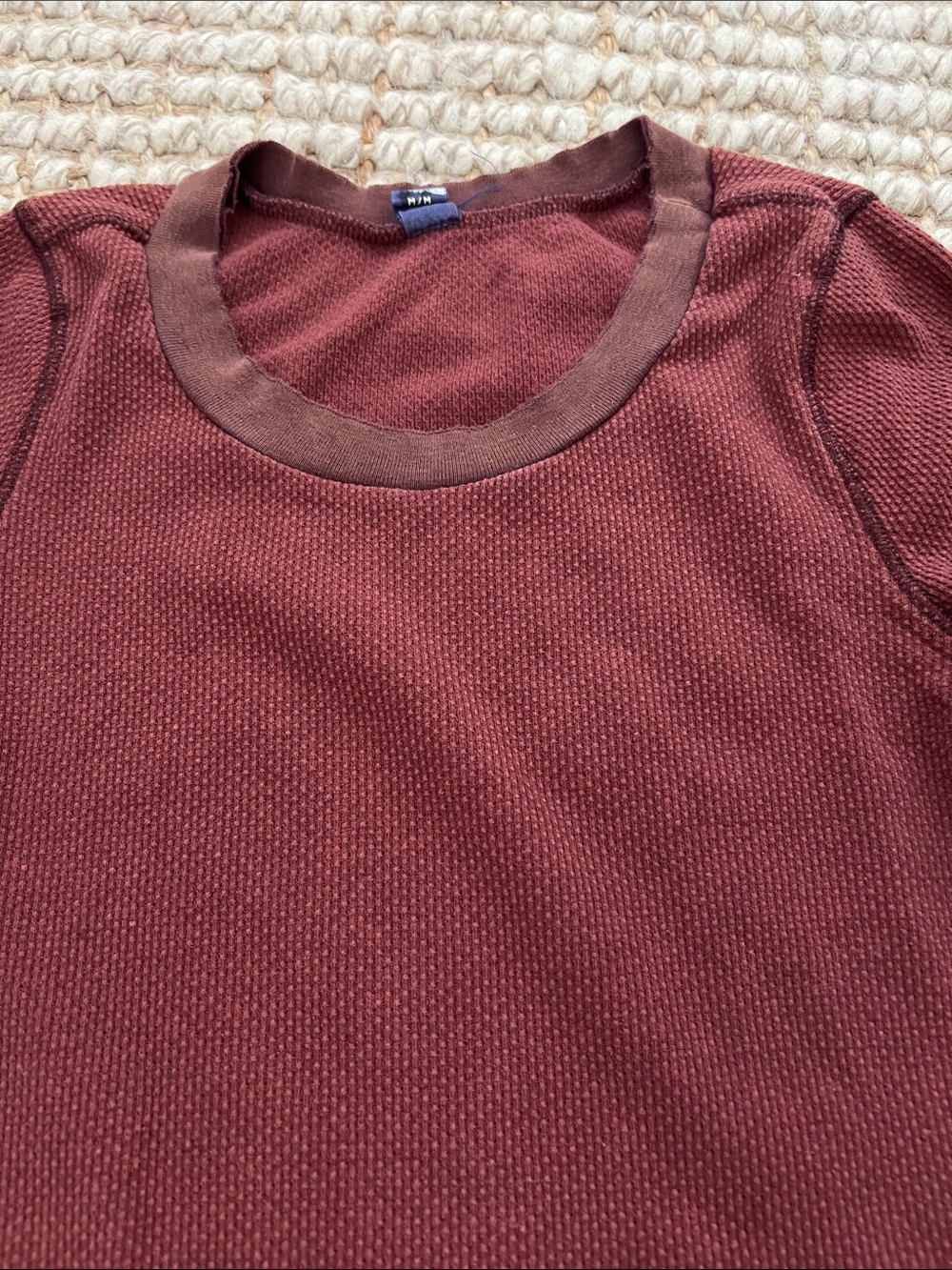 Free People Studded Button Cuff Thermal Long Sleeve Rust Medium ASO Bella Swan - Picture 5 of 6